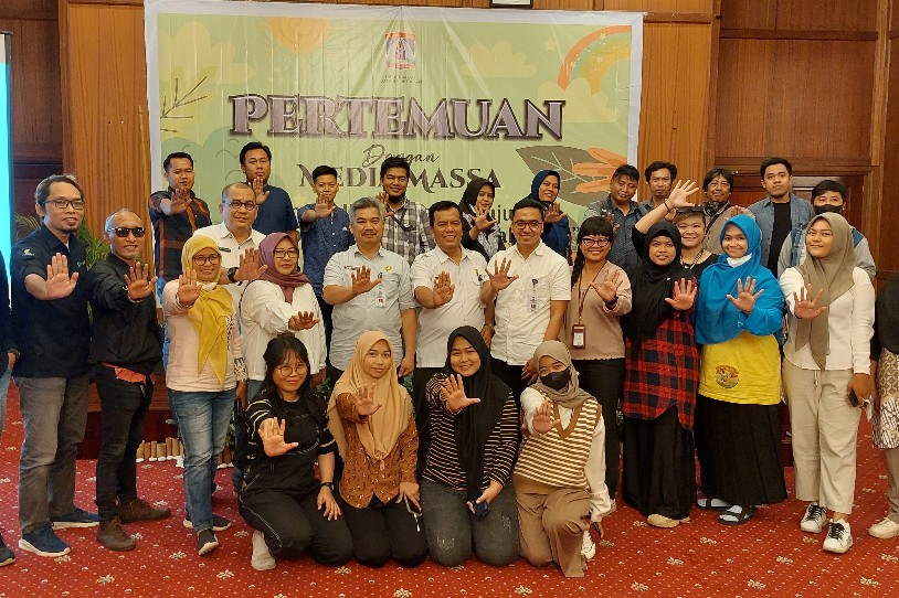 Media Massa Balikpapan Tandatangani Komitmen Jurnalis Sahabat Anak