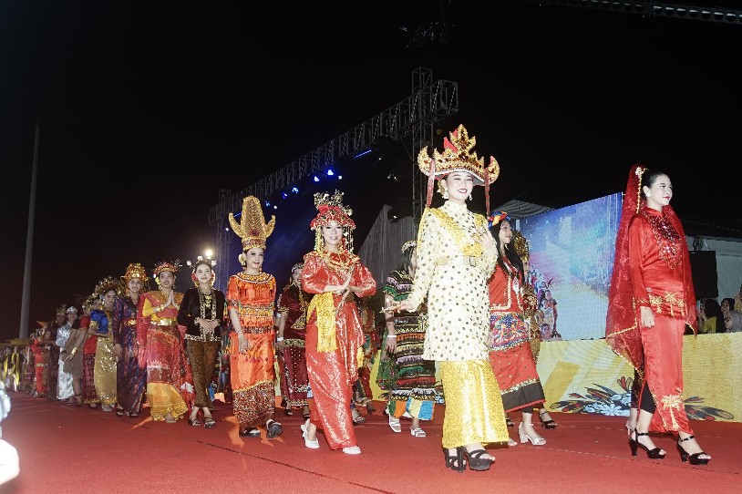 Meriahnya Karnaval Budaya Nusantara, Tampilkan Keberagaman Indonesia dari Berbagai Kota