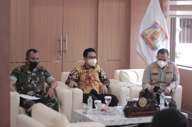 Rakor Perkembangan Covid dengan Pusat, Wali Kota Imbau Masyarakat Tak Panik dan Tetap Laksanakan Prokes