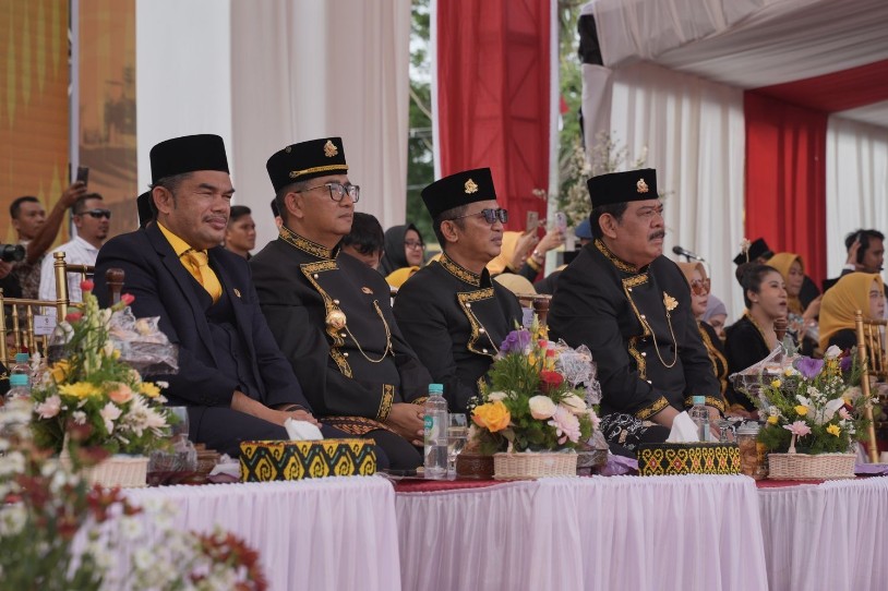 Upacara Hari Jadi ke-127 Kota Balikpapan, Pj Gubernur Kaltim Jadi Inspektur Upacara