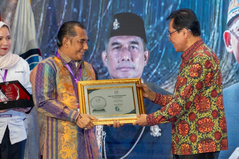 Sekda Kota Balikpapan Raih Juara Kedua Kategori Kota ADLGA 2024
