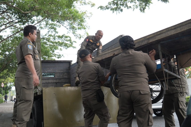 Penegakkan Perda, Satpol PP Laksanakan Operasi Yustisi