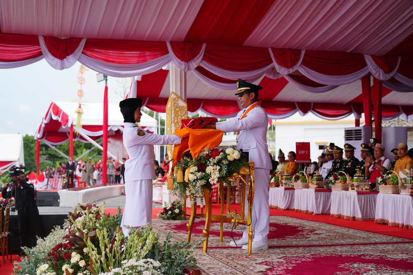 Semarak HUT ke-80 RI di Balikpapan: Kirab Duplikat Bendera Merah Putih hingga Tarian Kolosal 